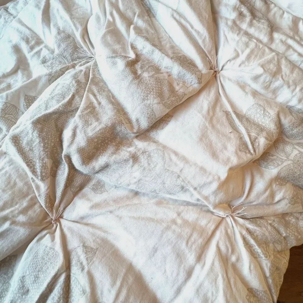 Pottery Barn Kids Monique Lhuillier Ethereal Lace Baby Quilt Blush 36x50